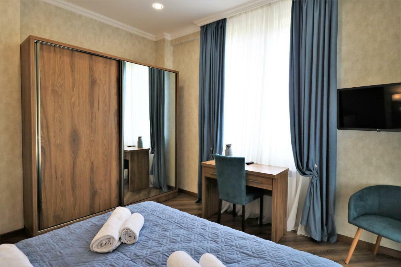 Luxury Aparthotel 5Rooms In Tbilisi Center Buitenkant foto